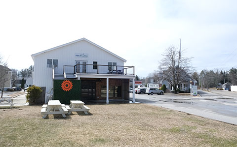 Kennebunk location exterior