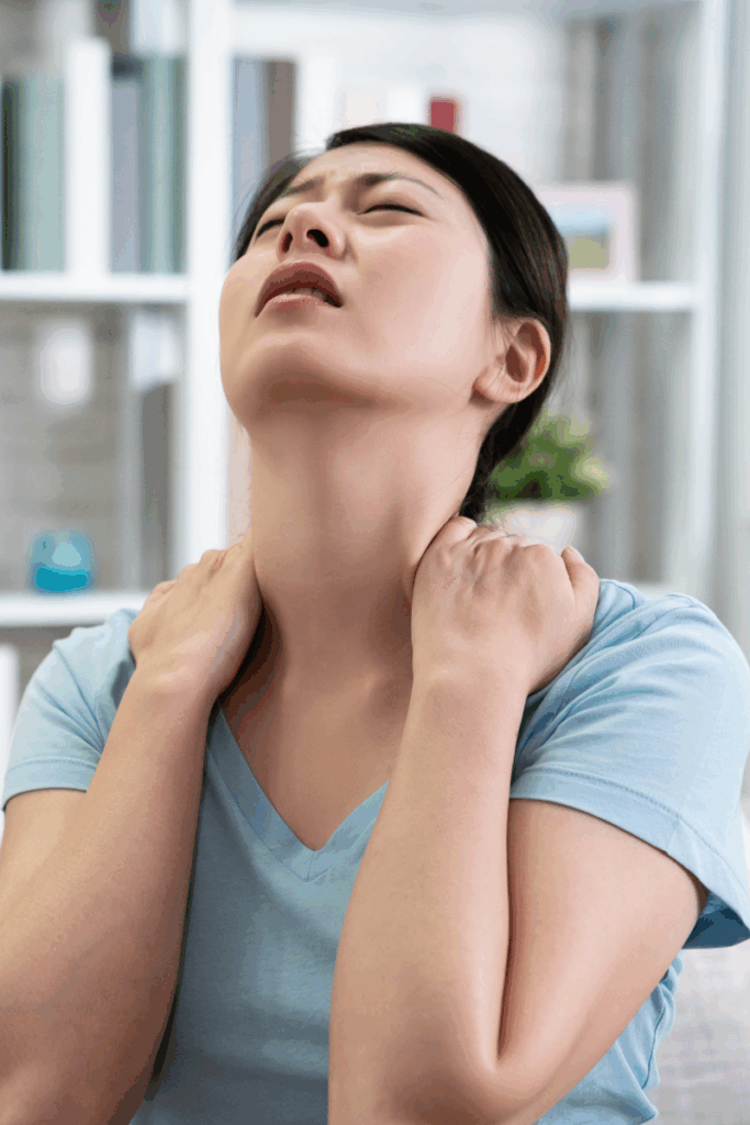 Chart comparing actual tissue healing and brain’s ongoing pain signals.