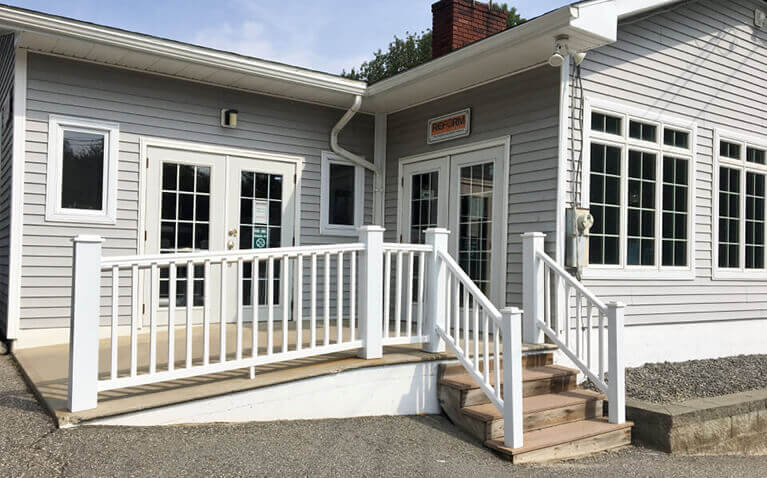 Physical therapist Topsham clinic at Reform Physical Therapy